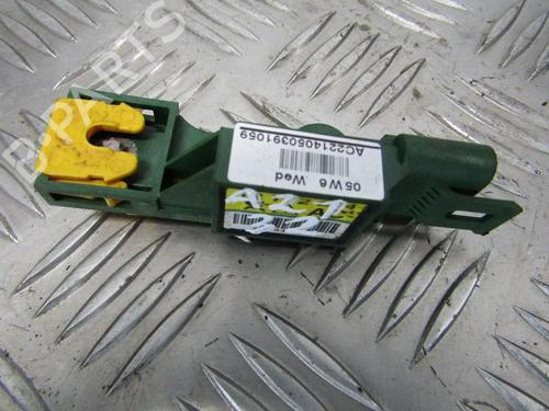 Used Electronic module Electronic module SAAB 9-3 (YS3F, E79, D79, D75) 1.9 TiD (150 hp) 33492778 33492778