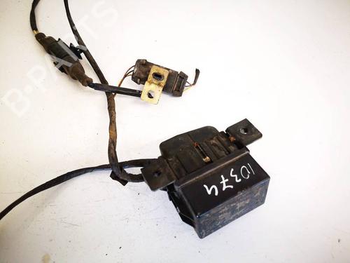 Used Fuse box Fuse box RENAULT MEGANE I (BA0/1_) 1.6 e (BA0F, BA0S) (90 hp) 32577156 32577156