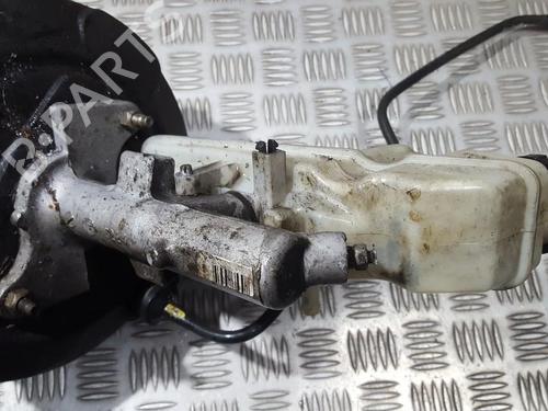 brake-master-cylinder-toyota-corolla-saloon-_e12_-2000-2001-2002-2003-2004-2005-2006-2007-2008-35699834 main image