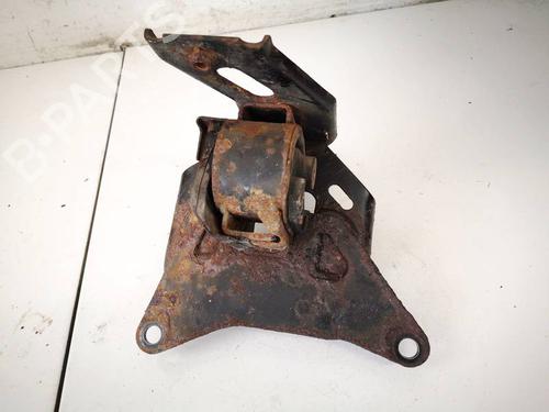 Used Engine mount Engine mount TOYOTA YARIS (_P9_) 1.3 4WD (NCP95) (87 hp) 32559381 32559381