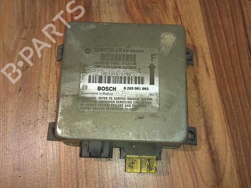 Used ECU airbags ECU airbags CHRYSLER VOYAGER / GRAND VOYAGER III (GS_, NS_) 2.0 i (133 hp) 33494227 33494227