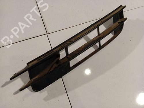 Used Grille Grille 36825110 36825110