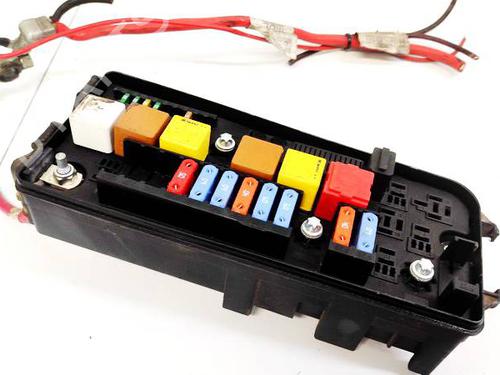 Used Fuse box Fuse box OPEL SIGNUM Hatchback (Z03) 1.9 CDTI (F48) (150 hp) 32941431 32941431