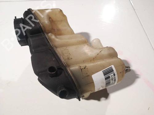Used Expansion tank Expansion tank 35081127 35081127