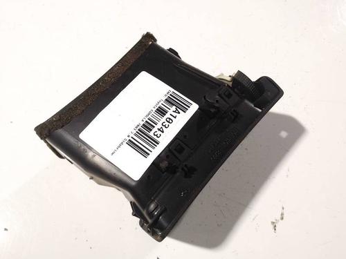 Used Air vent Air vent TOYOTA COROLLA (_E12_) 2.0 D-4D (CDE120R, CDE120L_) (110 hp) 32580270 32580270