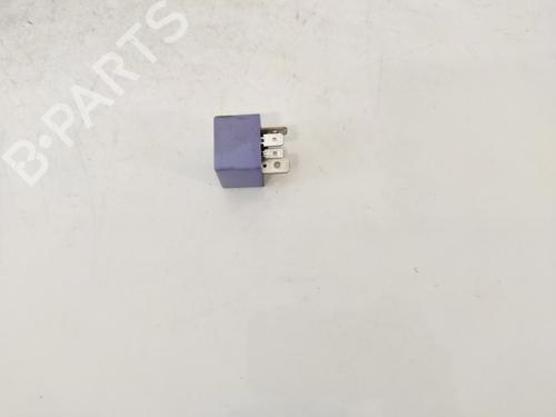 other-renault-laguna-ii-bg01_-2001-2002-2003-2004-2005-2006-2007-33085840 main image