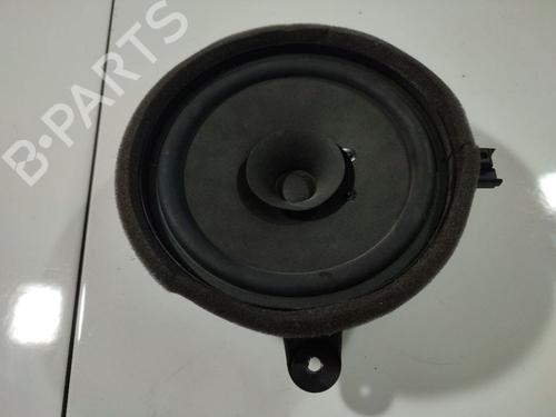 speaker-volvo-v50-545-2003-2004-2005-2006-2007-2008-2009-2010-2011-2012-32554383 main image