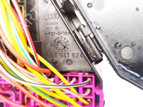 Fuse box AUDI A6 C6 (4F2) 3.2 FSI | BP32552122E1 - Image 4