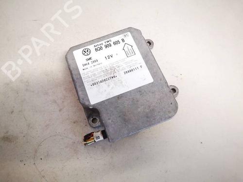 ecu-airbags-vw-passat-b5-variant-3b5-1997-1998-1999-2000-2001-32941741 main image