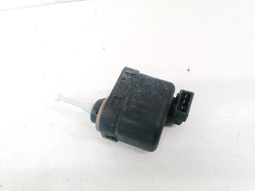 headlight-adjuster-motor-audi-a4-b5-8d2-1994-1995-1996-1997-1998-1999-2000-2001-35495516 main image