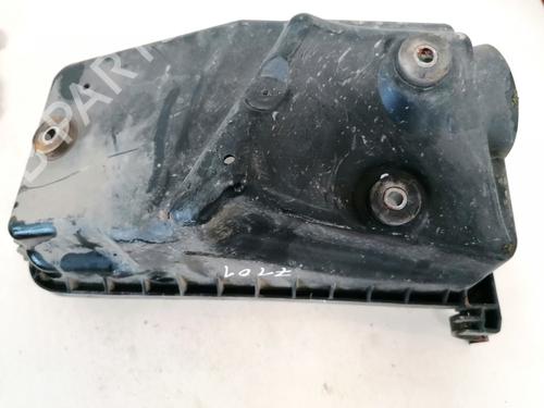 Used Air filter box Air filter box TOYOTA COROLLA Saloon (_E12_) 1.4 D-4D (NDE120_, NDE120R) (90 hp) 35520456 35520456