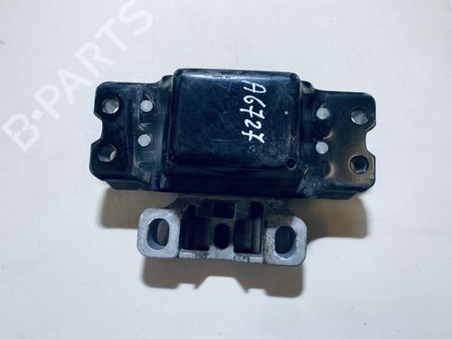 Used Engine mount Engine mount VW GOLF V (1K1) 1.6 (102 hp) 33082627 33082627