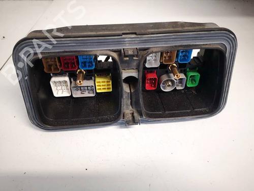 Used Fuse box VW POLO IV (9N_, 9A_) 1.4 TDI (70 hp) 32550180