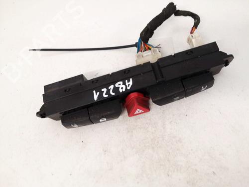 Warning switch KIA CEE'D Hatchback (ED) 1.6 CRDi 115 | BP35417921I22 - Image 2