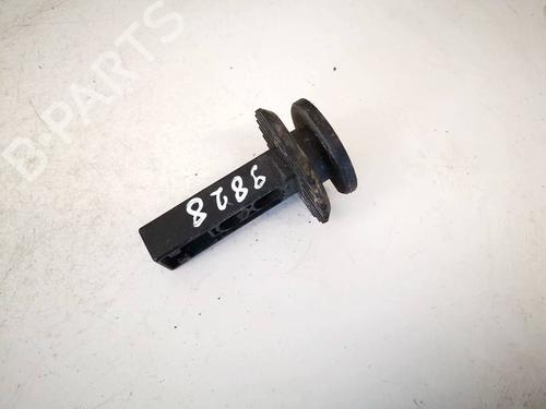 Used Support Support MERCEDES-BENZ C-CLASS (W204) C 200 CDI (204.001) (136 hp) 32599810 32599810