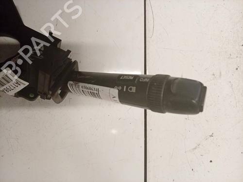 Warning switch VOLVO V70 II (285) D5 | BP38946346I22 - Image 4