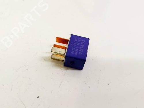 other-toyota-yaris-_p9_-2005-2006-2007-2008-2009-2010-2011-2012-2013-2014-32609789 main image