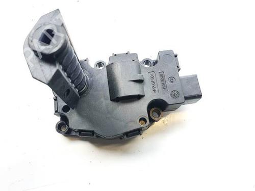 Used Electronic module BMW X1 (E84) sDrive 18 d (143 hp) 32582781