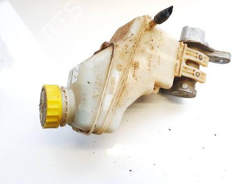 Used Brake master cylinder Brake master cylinder FIAT PUNTO EVO (199_) 1.3 D Multijet (199AXD1B, 199AXD1A, 199BXD1B, 199BXD1A,... (90 hp) 35324205 35324205