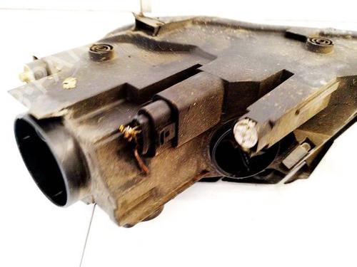 Right headlight VW PASSAT B6 (3C2) 2.0 TDI | BP36368507C29 - Image 3
