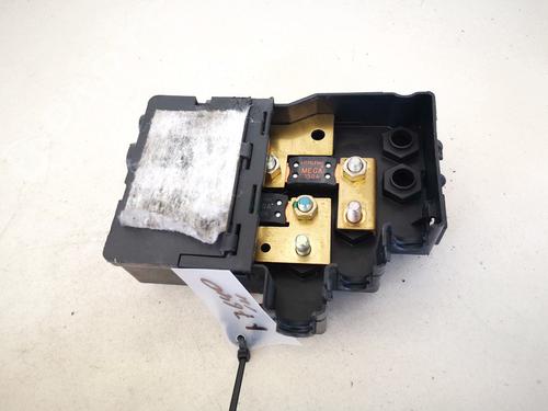 fuse-box-vw-phaeton-3d1-3d2-3d3-3d4-3d6-3d7-3d8-3d9-2002-2003-2004-2005-2006-2007-2008-2009-2010-2011-2012-2013-2014-2015-2016-32907151 main image