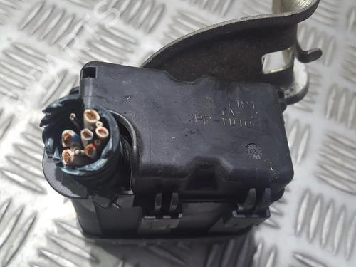 Fuse box TOYOTA AURIS (_E15_) 2.2 D (ADE157_, ADE151_, ADE151R, ADE157R) | BP33497467E1 - Image 2
