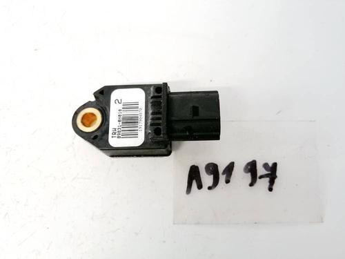 Used Electronic module Electronic module TOYOTA YARIS (_P9_) 1.4 D-4D (NLP90_, NLP90R) (90 hp) 32951692 32951692