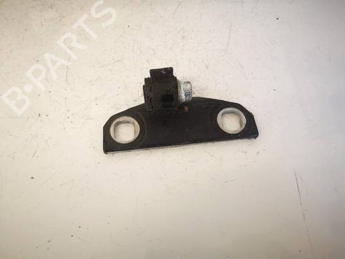 Used Hinge/Door check strap Hinge/Door check strap VOLVO XC60 I SUV (156) 2.4 D (175 hp) 33683290 33683290