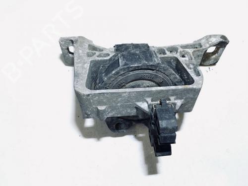 Used Engine mount Engine mount VOLVO V50 (545) 1.8 (125 hp) 33073866 33073866