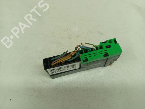 Fuse box CITROËN C5 III (RD_) 2.0 HDi (RDRHD8, RDRHDJ, RDRHR8, RDRHRJ) | BP39545679E1 - Image 2