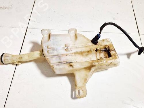 Used Windscreen washer tank Windscreen washer tank 34993210 34993210