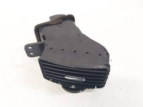 Used Air vent Air vent TOYOTA COROLLA Verso (ZER_, ZZE12_, R1_) 2.2 D-4D (AUR10_, AUR10R) (136 hp) 32575168 32575168