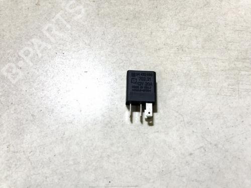 Used Electronic sensor Electronic sensor OPEL ZAFIRA A MPV (T98) 2.2 DTI 16V (F75) (125 hp) 33071652 33071652