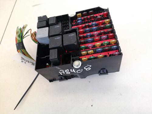 Used Fuse box Fuse box FORD FIESTA V (JH_, JD_) 1.4 16V (80 hp) 32915567 32915567