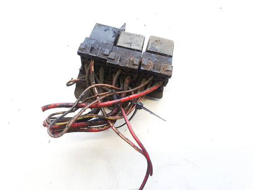 Used Fuse box Fuse box VW TRANSPORTER T4 Van (70A, 70H, 7DA, 7DH) 2.4 D (78 hp) 32928439 32928439