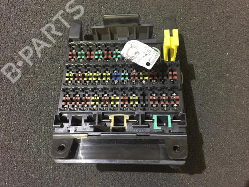 Used Fuse box Fuse box OPEL OMEGA B (V94) 2.5 DTI (F69, M69, P69) (150 hp) 33482416 33482416