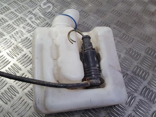 windscreen-washer-tank-audi-a4-b5-8d2-1994-1995-1996-1997-1998-1999-2000-2001-35677214 main image
