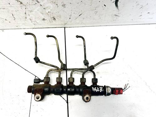 Used Injection rail Injection rail CITROËN C3 I (FC_, FN_) 1.4 HDi (68 hp) 35258687 35258687