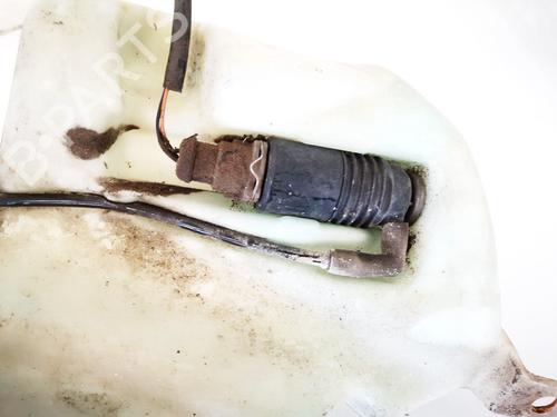 washer-pump-audi-a4-b5-8d2-1994-1995-1996-1997-1998-1999-2000-2001-35494801 main image