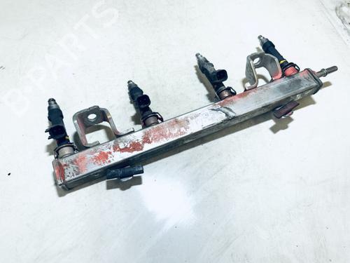 Used Injection rail Injection rail MAZDA 3 (BK) 2.0 (BKEP) (150 hp) 35589880 35589880