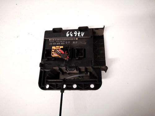 Used Electronic module Electronic module VW GOLF V (1K1) 1.9 TDI (105 hp) 35474500 35474500