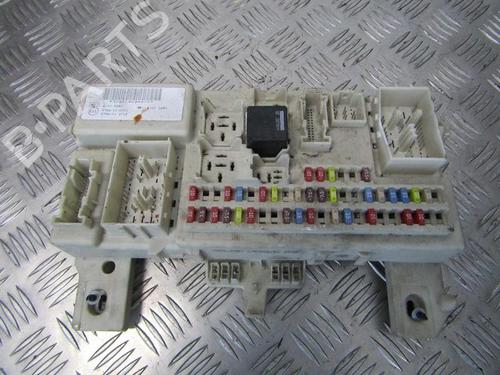 Used Fuse box Fuse box FORD FOCUS II (DA_, HCP, DP) 1.8 TDCi (115 hp) 33492540 33492540