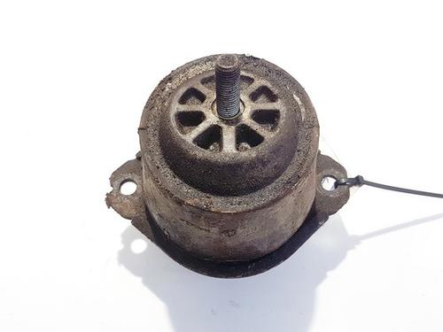 Used Engine mount Engine mount VW TOUAREG (7LA, 7L6, 7L7) 4.2 V8 (310 hp) 32899500 32899500
