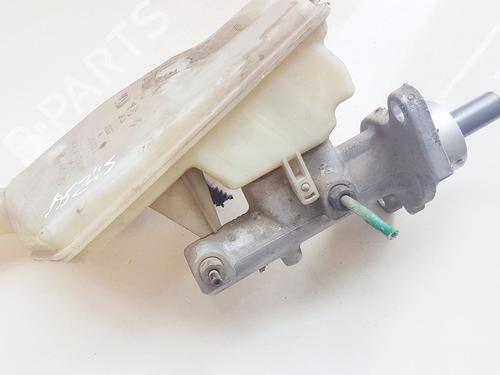 brake-master-cylinder-citroen-c2-jm_-2003-2004-2005-2006-2007-2008-2009-2010-2011-2012-2013-2014-2015-2016-2017-35866384 main image