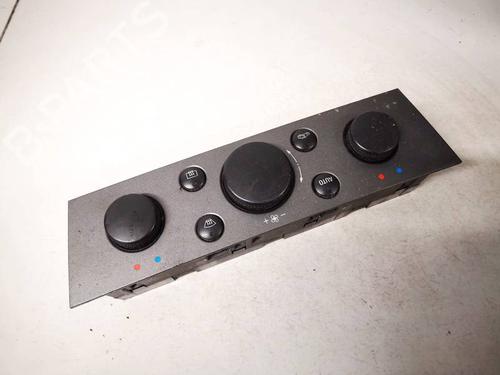 Used Climate control Climate control OPEL SIGNUM Hatchback (Z03) 2.2 DTI (F48) (125 hp) 35333636 35333636