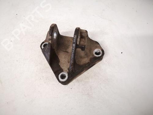 Used Support Support RENAULT LAGUNA III (BT0/1) 2.0 dCi (BT07, BT0J, BT14, BT1A, BT1S) (131 hp) 32913854 32913854