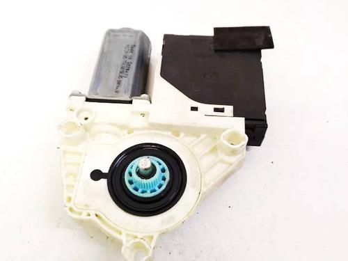 Right front window motor VW PASSAT B7 (362) 1.6 TDI | BP34892529E20 - Image 3