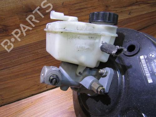 Hovedbremsecylinder Hovedbremsecylinder BMW 3 (E46) 318 i (118 hp) 35652047 35652047