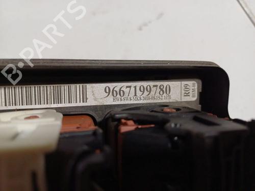 Fuse box CITROËN C3 II (SC_) 1.4 HDi 70 (SC8HZC, SC8HR0, SC8HP4) | BP32571031E1  - Image 10