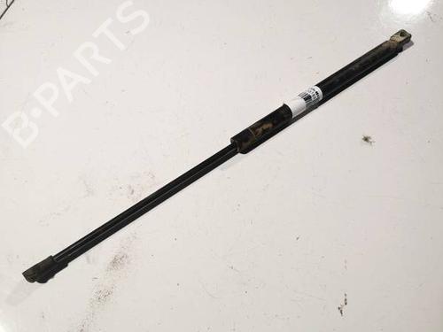 tailgate-lift-support-audi-a4-b5-8d2-1994-1995-1996-1997-1998-1999-2000-2001-35022500 main image